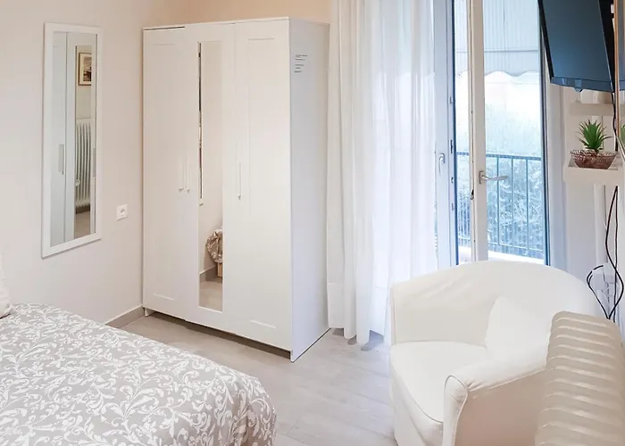 40 Saints Apartament Larissa